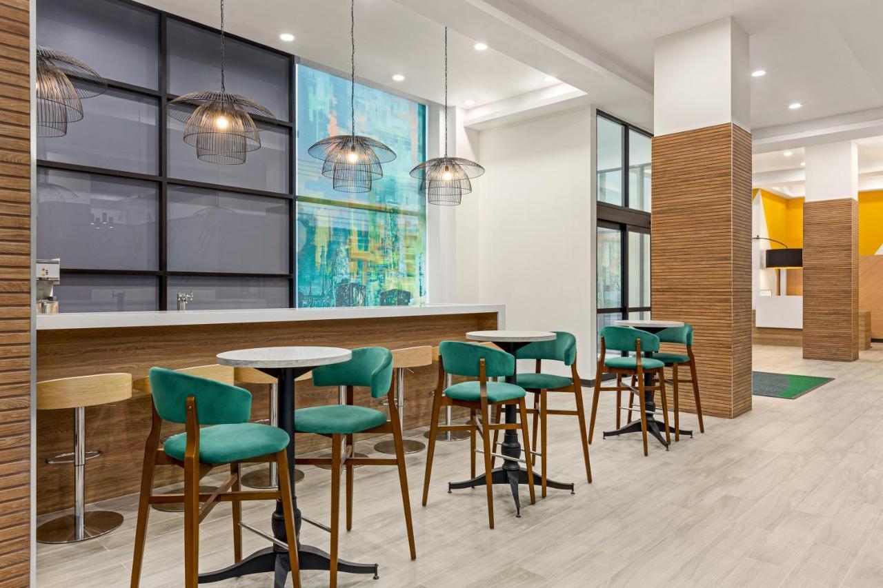 Holiday Inn Lic - Laguardia West, An Ihg Hotel Νέα Υόρκη Εξωτερικό φωτογραφία